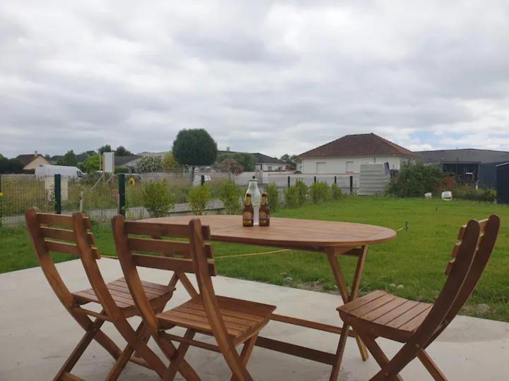 Chambre Calme Dans Une Maison Neuve Avec Jardin Billere Bagian luar foto